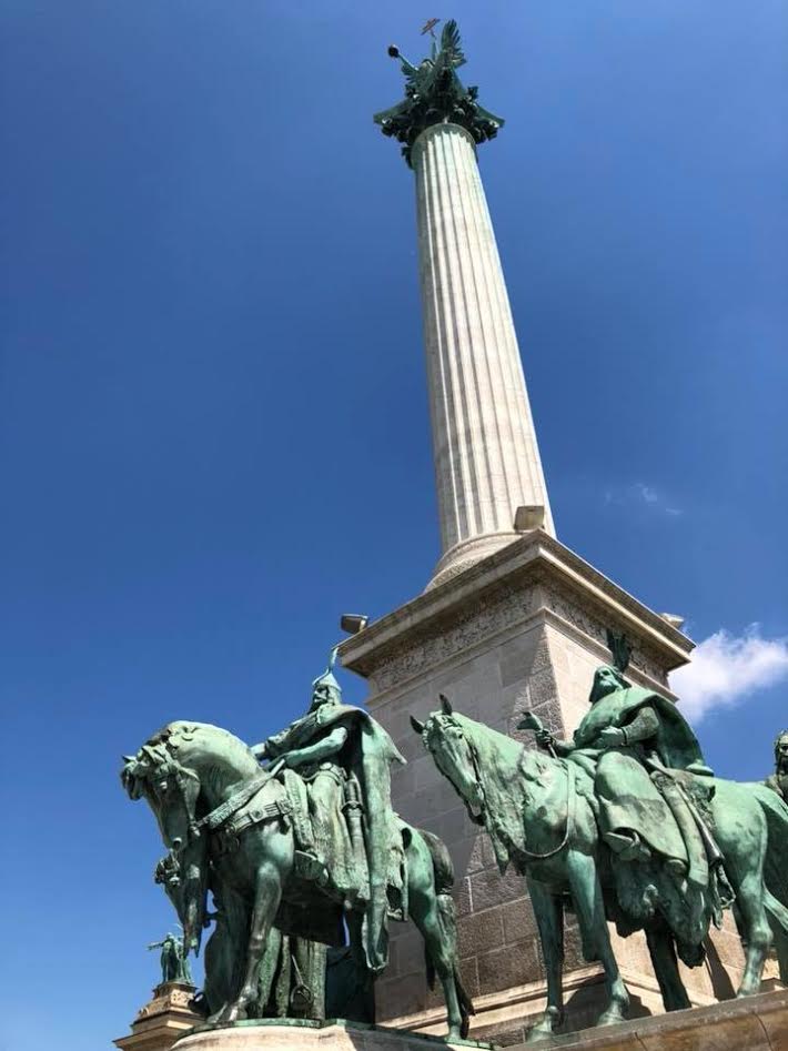 Hősök tere or, Heroes’ Square 2