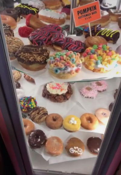 Voodoo donut portland review