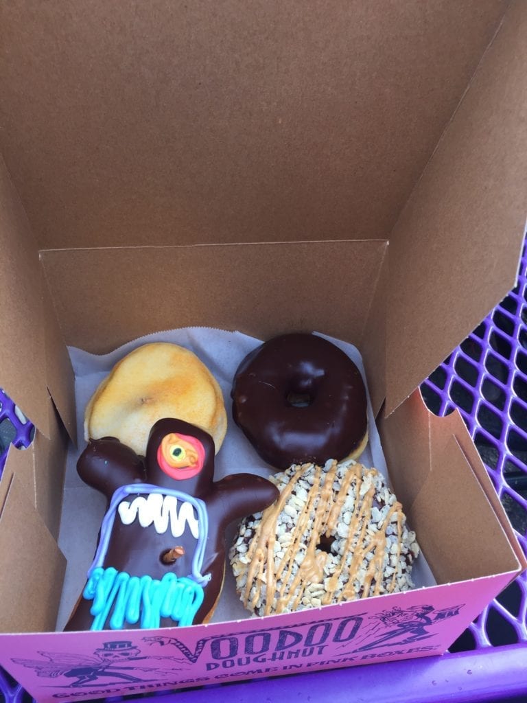 voodoo doughnuts where to eat in porland