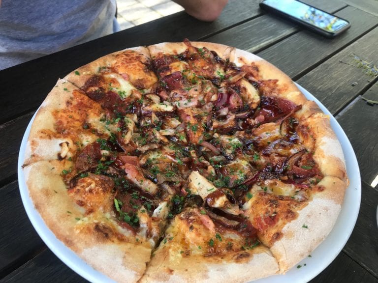 the park cafe pizza in abel tasman